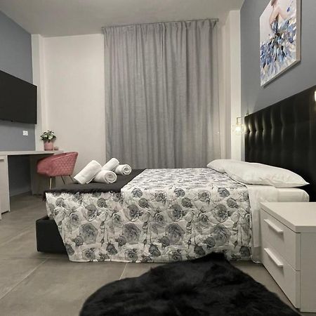 Guest House Kinga Cavour Florence Ngoại thất bức ảnh