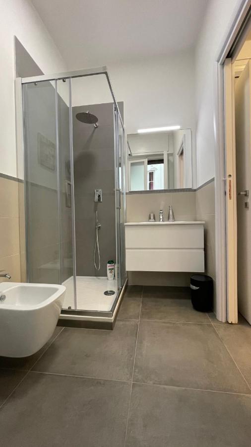 Guest House Kinga Cavour Florence Ngoại thất bức ảnh